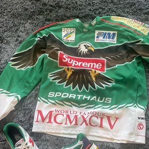 Supreme SS ‘22 jersey